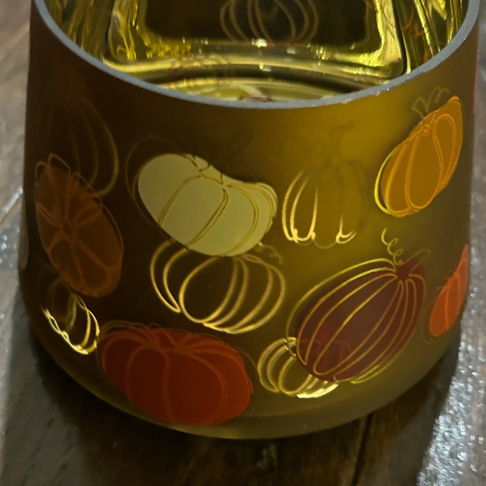 Yankee Candle Pumpkins Glass Shade - Picture 6 of 9